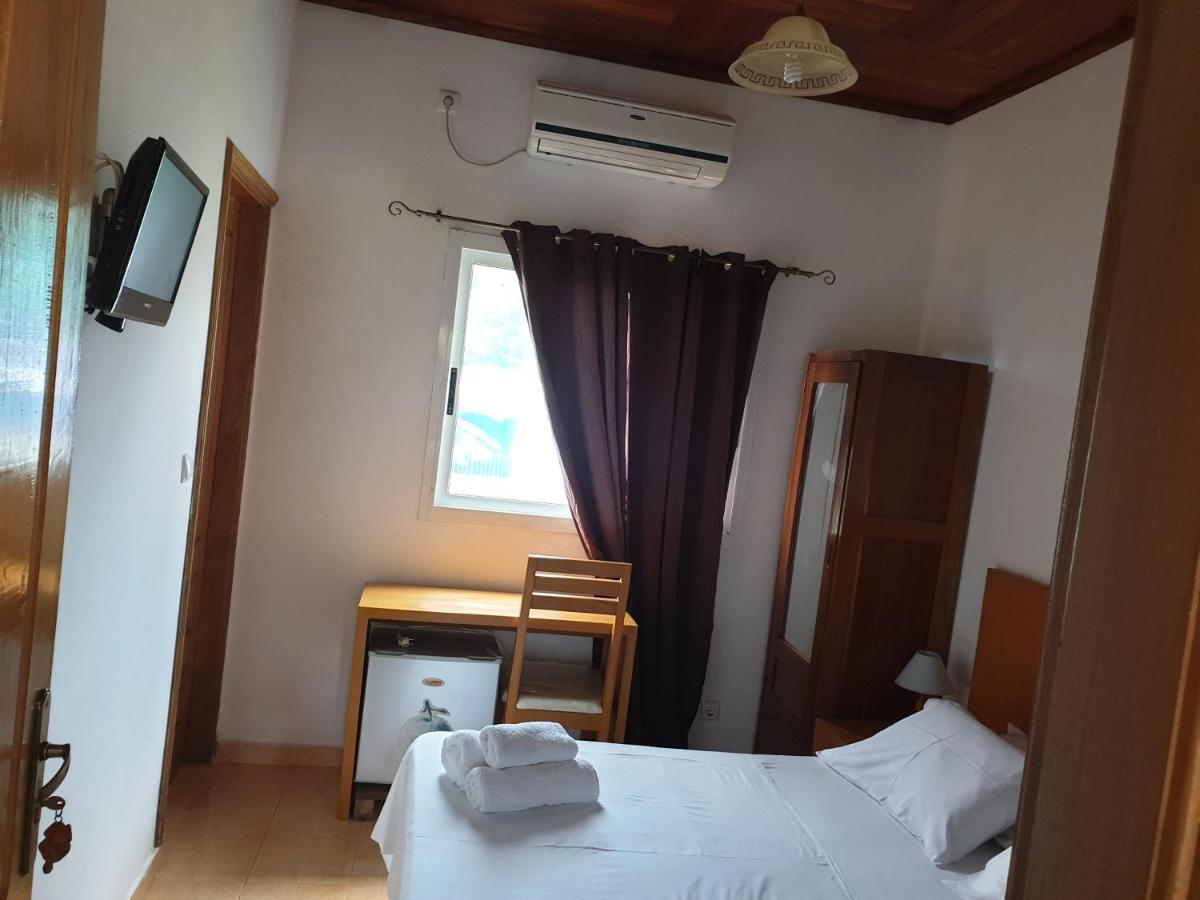 Residencial Mira Rio Otel Santo António Dış mekan fotoğraf